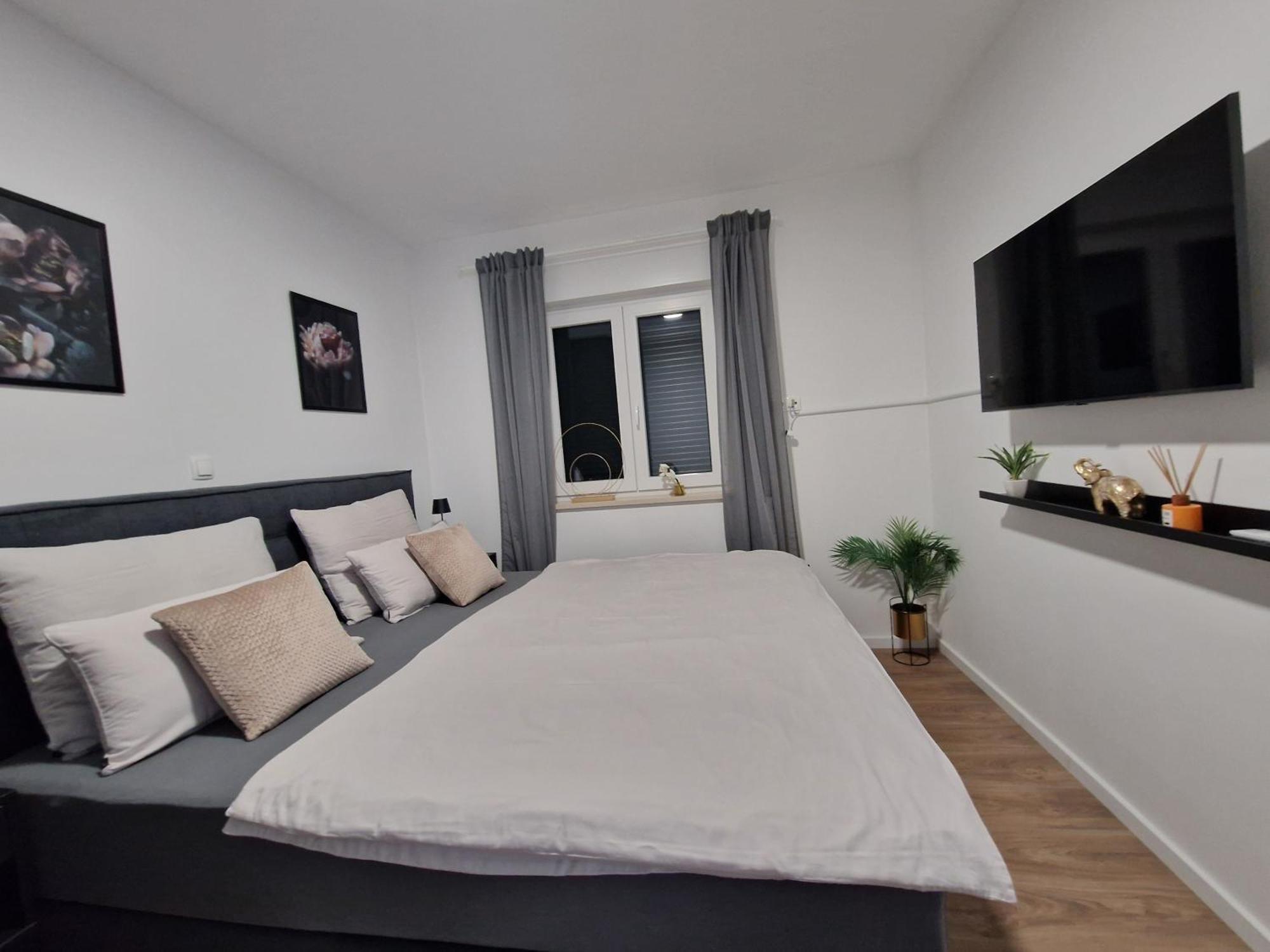Deluxe Apartment Mila 宁 外观 照片